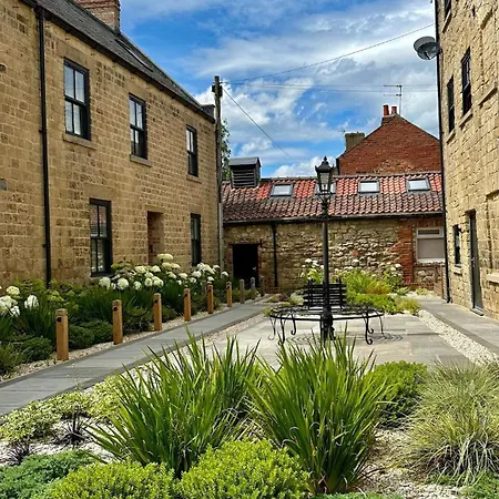 No 6 Bowling Yard